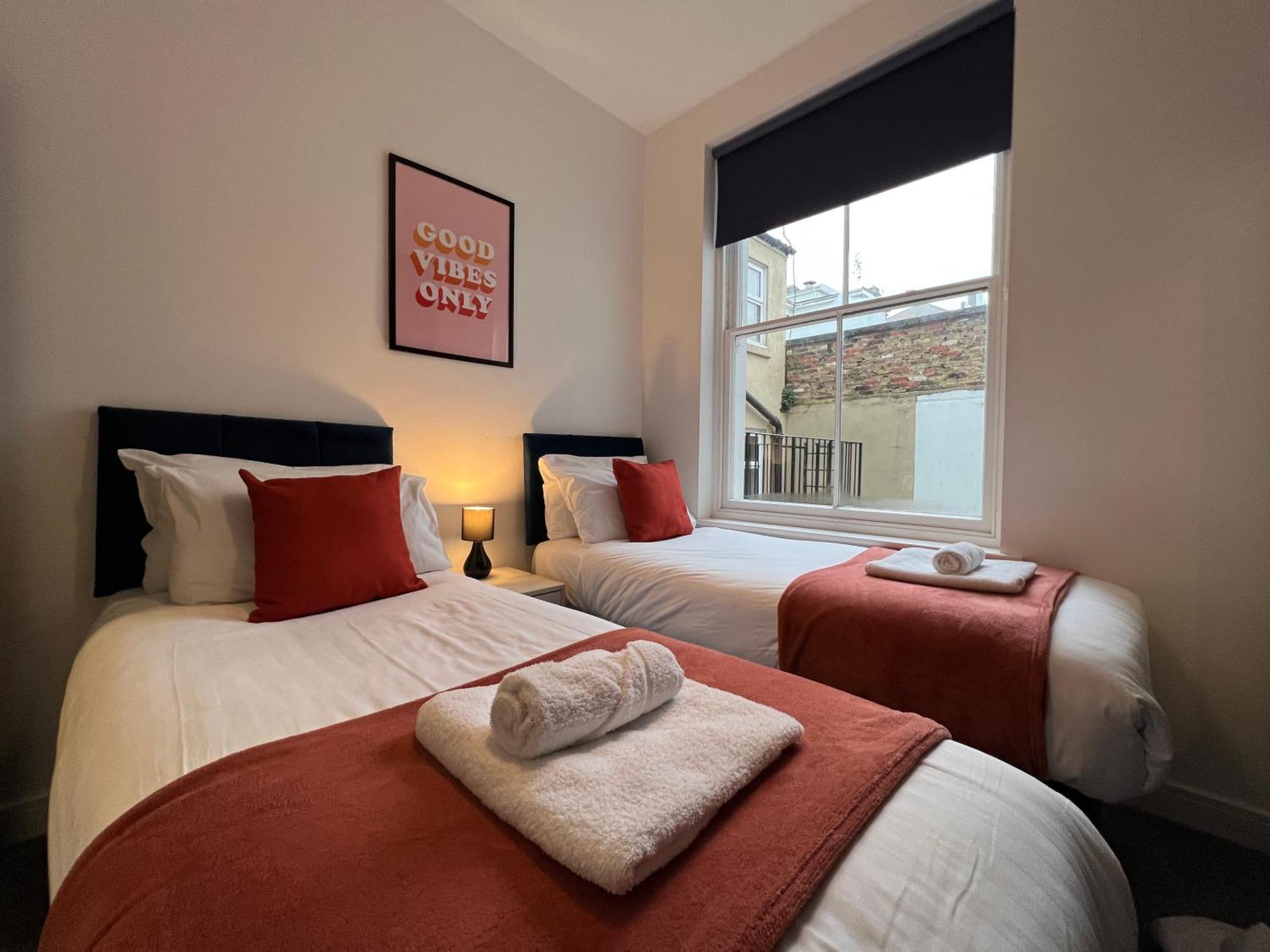 7 Bed House Brightonヴィラ エクステリア 写真